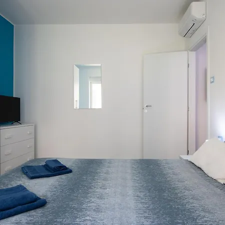 Fibra Superfast Politeama Rossetti Modern * Trieszt