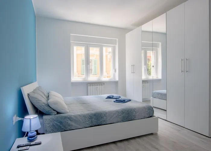 Fibra Superfast Politeama Rossetti Modern Apartment