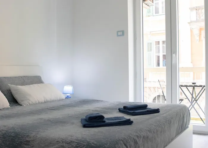 Apartment Fibra Superfast Politeama Rossetti Modern *